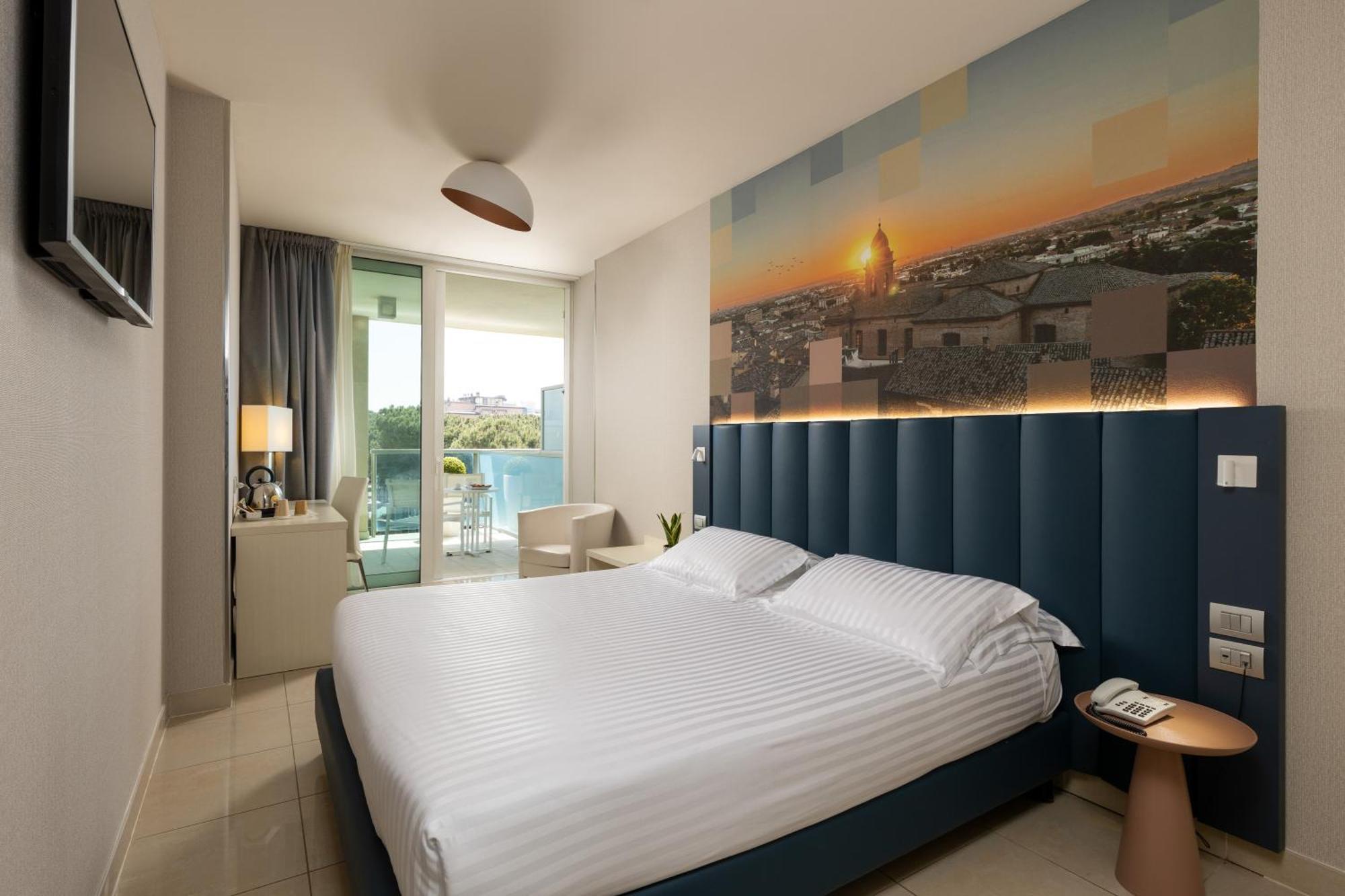 Mercure Hotel Rimini Artis Bagian luar foto