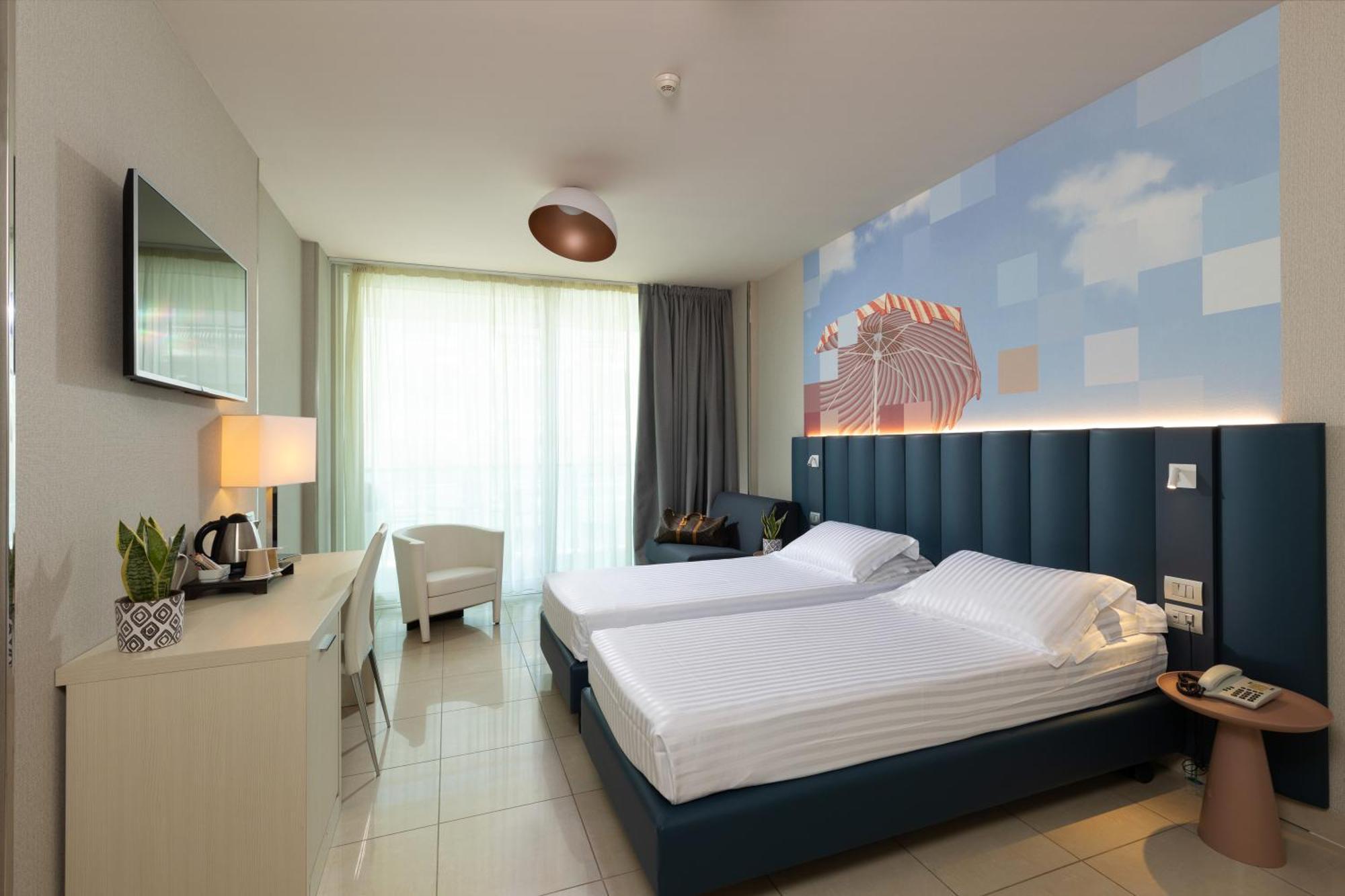 Mercure Hotel Rimini Artis Bagian luar foto
