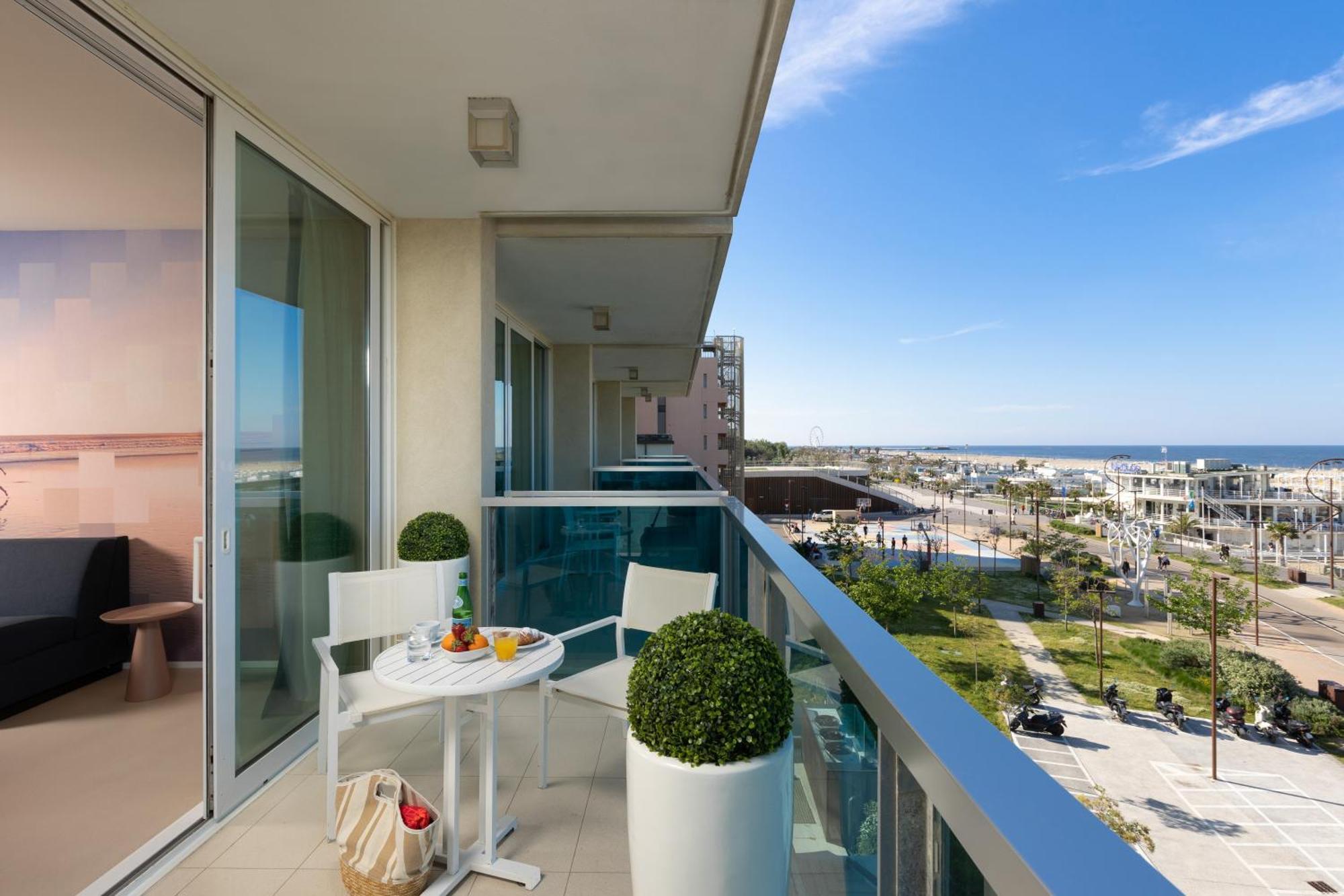 Mercure Hotel Rimini Artis Bagian luar foto