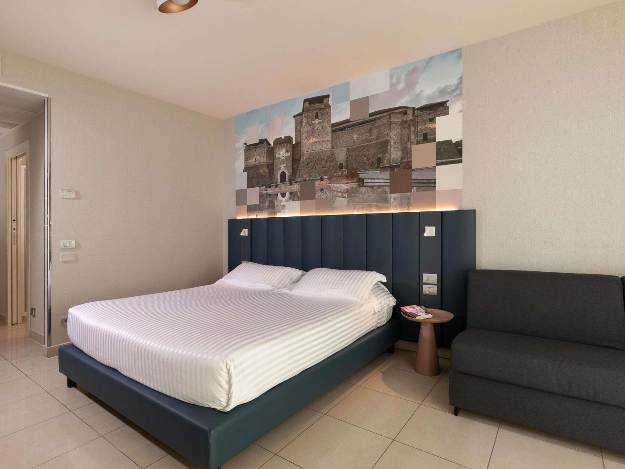 Mercure Hotel Rimini Artis Bagian luar foto